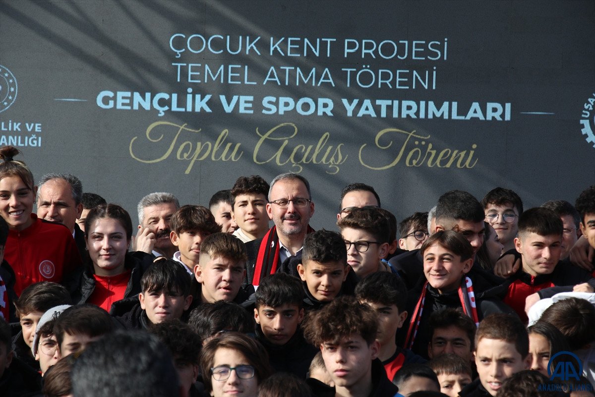 Bakan Kasapoğlu ndan gençlere destek mesajı #4