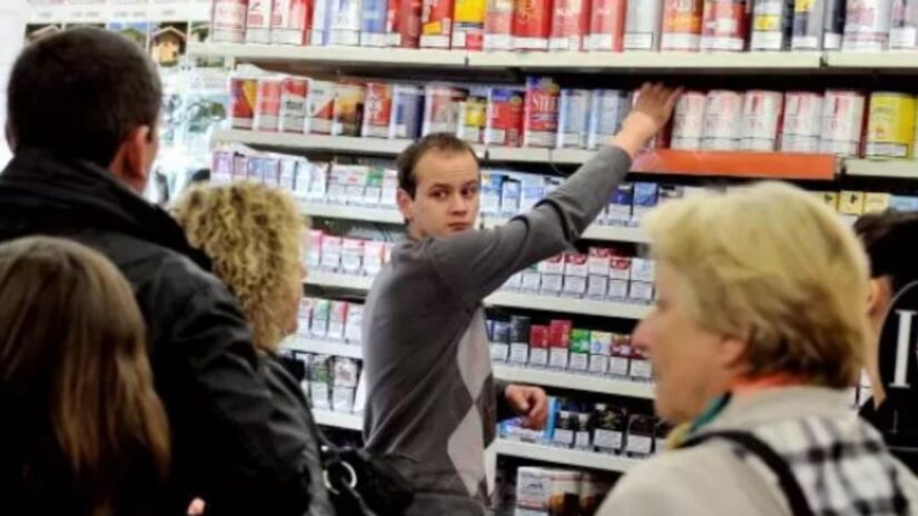 Belçika ve Hollanda’da otomatlar ve süpermarketlerde sigara satışı menedilecek