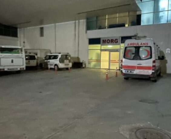 Bursa’da cinnet getiren genç korku saçtı: 1 ölü 2 yaralı