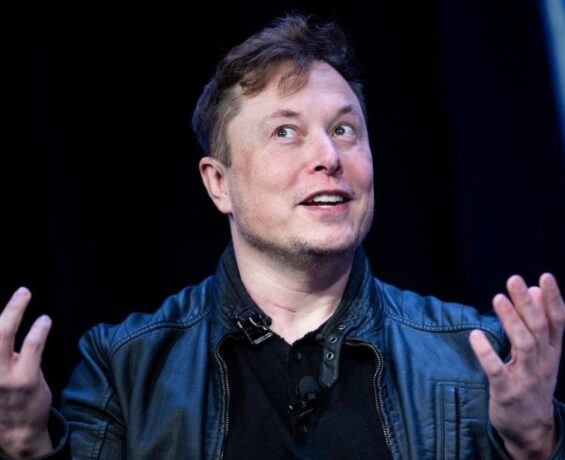 Elon Musk, 100 milyar dolar kaybeden ilk insan oldu