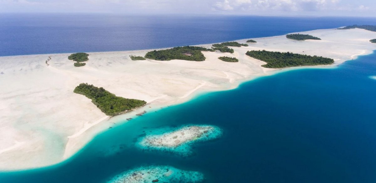 Endonezya, 100’den fazla tropikal adanın geliştirme haklarını satıyor #5