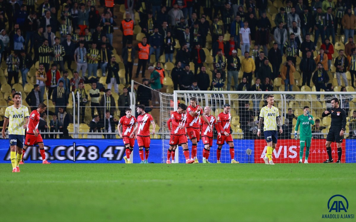 Fenerbahçe hazırlık maçında Rayo Vallecano yu üç golle geçti #1