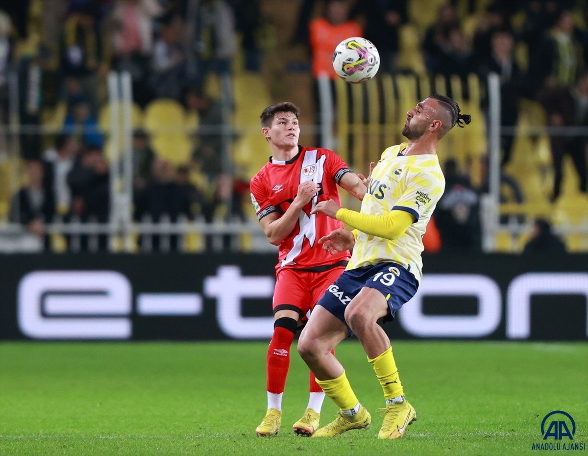 Fenerbahçe hazırlık maçında Rayo Vallecano yu üç golle geçti #7