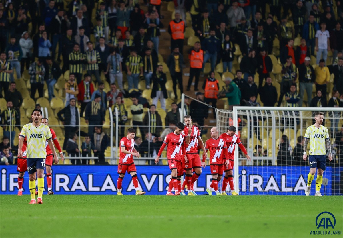 Fenerbahçe hazırlık maçında Rayo Vallecano yu üç golle geçti #9