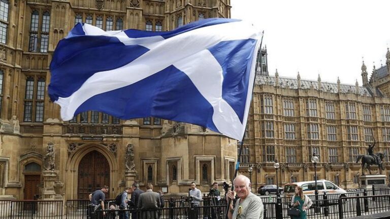 İngiltere: İskoçya, bağımsızlık halkoylamasını tertip edemez