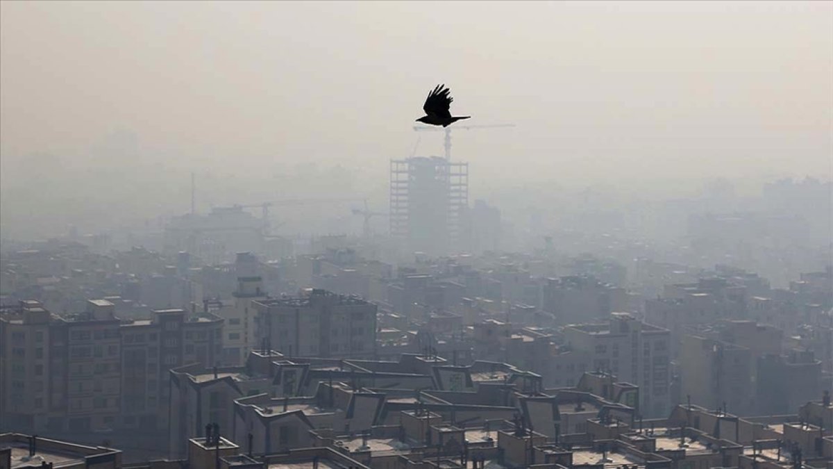 İran da hava kirliliği okulları tatil ettirdi #2