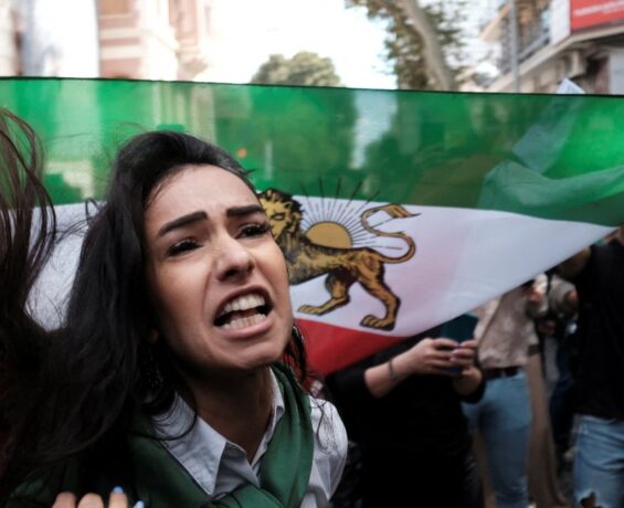İran’daki Mahsa Muhakkağı protestoları devam ediyor
