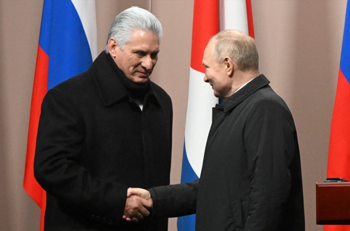 Küba Devlet Başkanı Diaz-Canel, Moskova da Putin ile görüştü #4