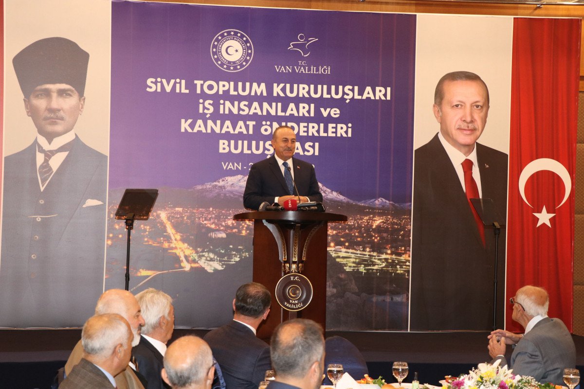 Mevlüt Çavuşoğlu: Teröristleri bu bölgelerden temizlememiz lazım #2