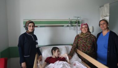 Samsun’da hastanın omurga çarpıklığı 5,5 saatlik operasyonla düzenlendi