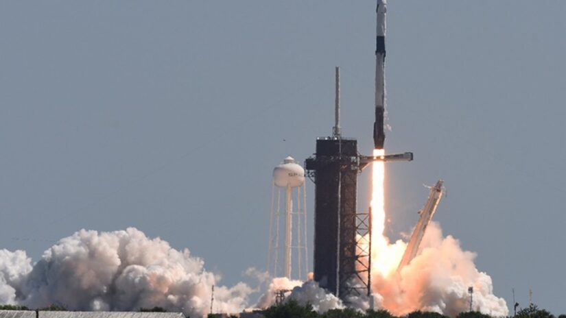 SpaceX’in Dragon kapsülü uzay istasyonuna erişti