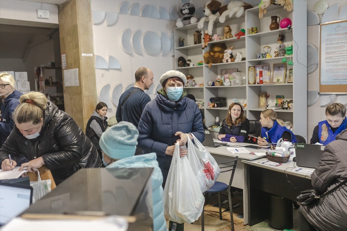 Ukrayna da savaş mağdurlarına yardımlar sürüyor #2
