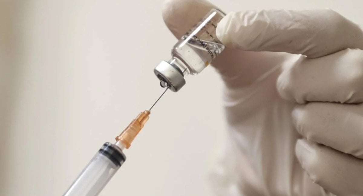 Almanya, BioNTech aşılarını Çin e yolladı #1