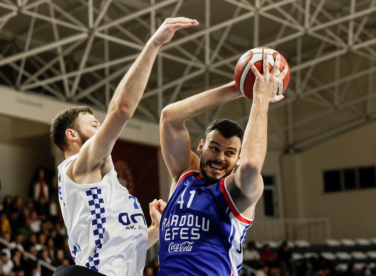 Anadolu Efes, Büyükçekmece Basketbol a mağlup oldu #2