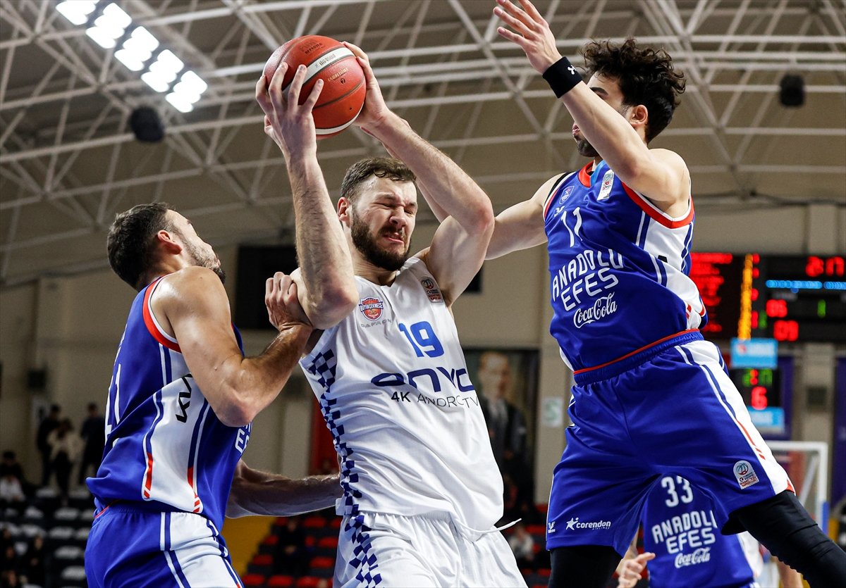 Anadolu Efes, Büyükçekmece Basketbol a mağlup oldu #4
