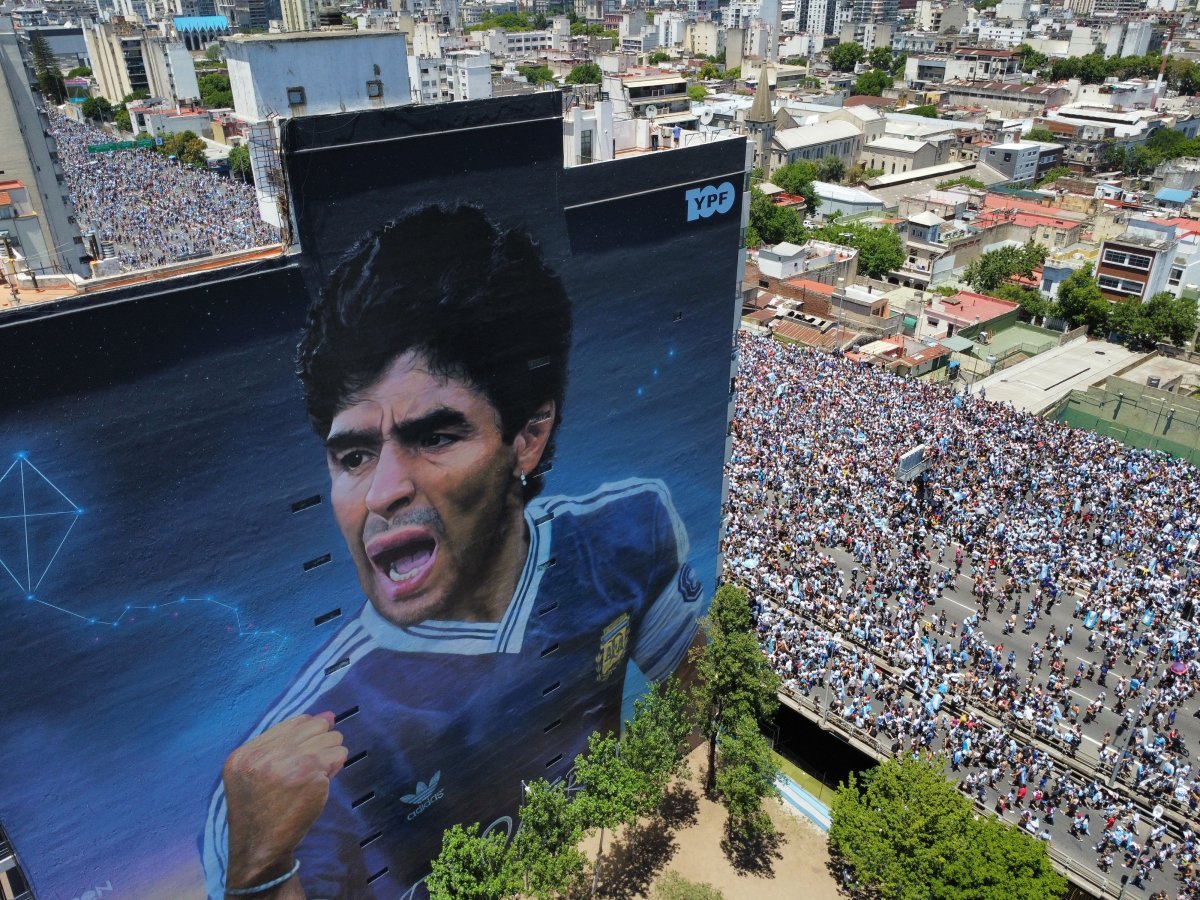 Arjantin de milyonlar, Dünya Kupası nı kazanan futbolcuları karşıladı #3