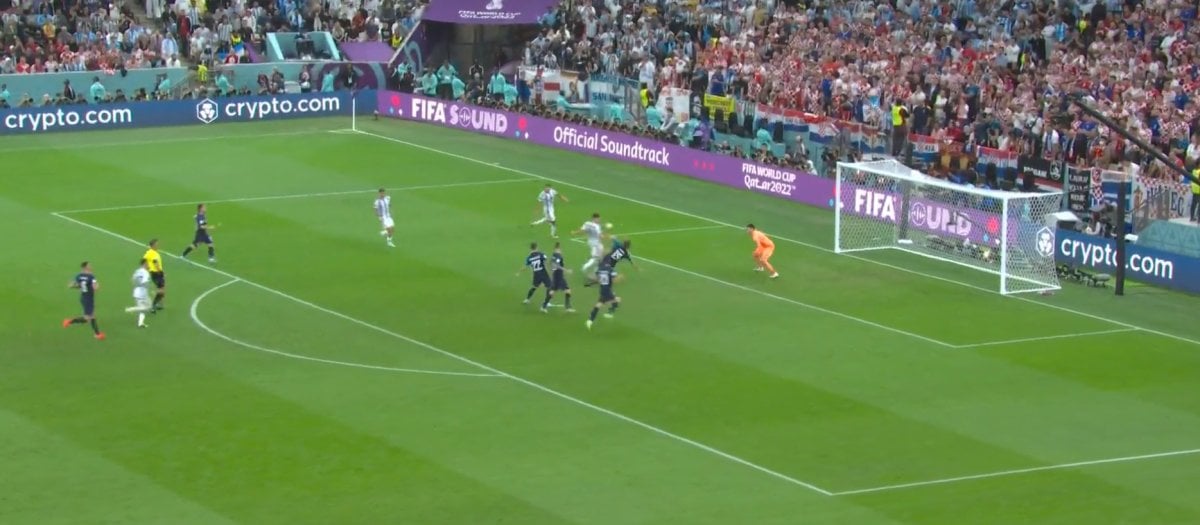 Arjantinli Alvarez’den Hırvatistan’a muhteşem gol #4
