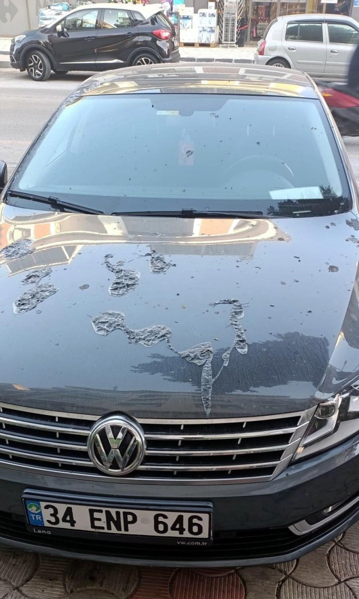 Aydın’da, zabıta müdürünün otomobiline boya sökücü döküldü #3