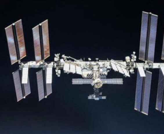 Beynelmilel Uzay İstasyonu, Rus roketine çarpmaktan manevrayla kurtuldu