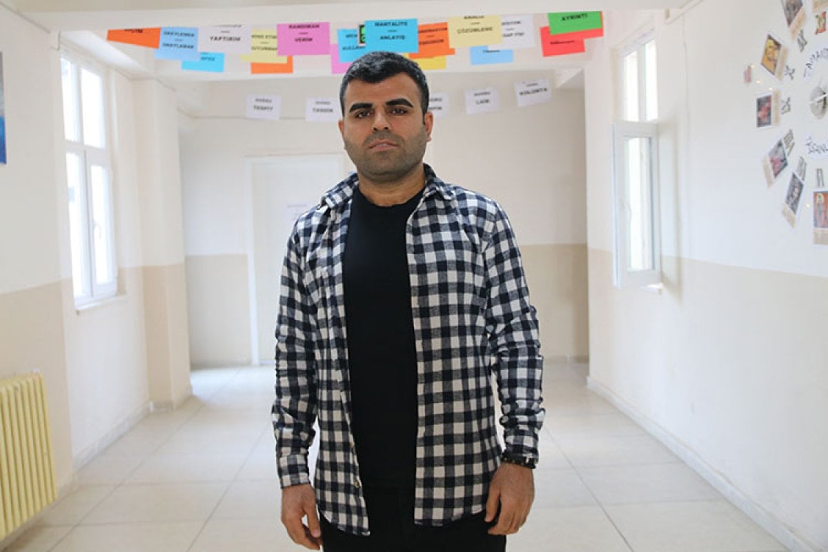 Diyarbakır da öğretmen, okulun koridorunu Türkçe Sokağı na dönüştürdü #2