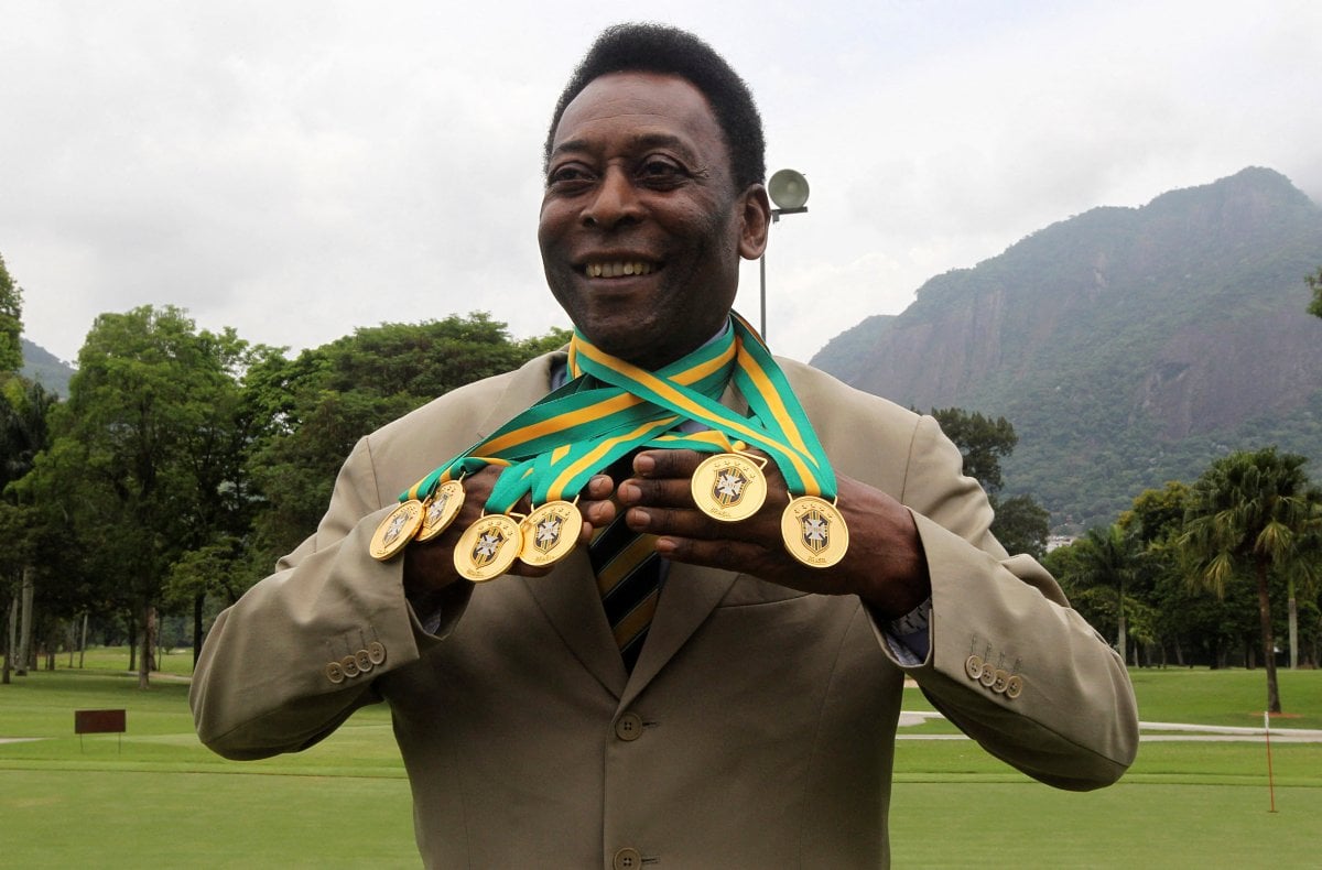 Efsane futbolcu Pele nin futbol kariyeri #4