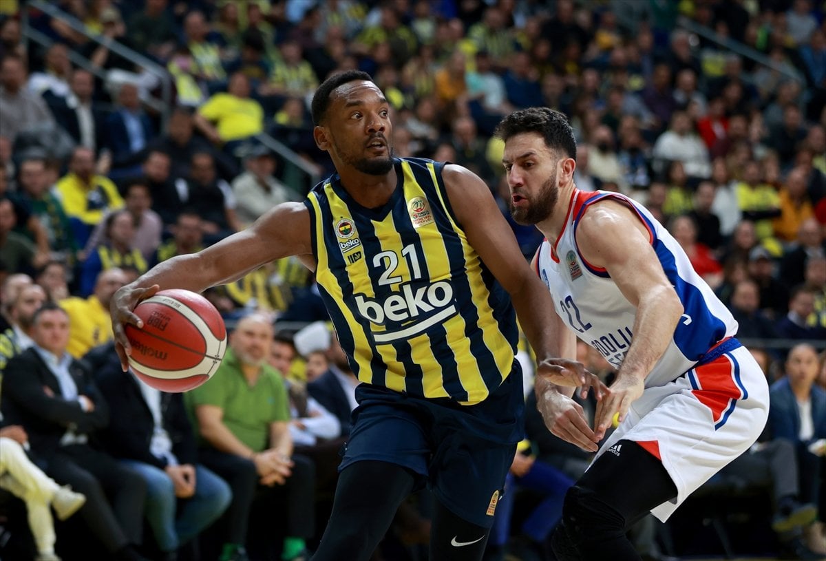 Fenerbahçe, Anadolu Efes karşısında uzatmada kazandı #2