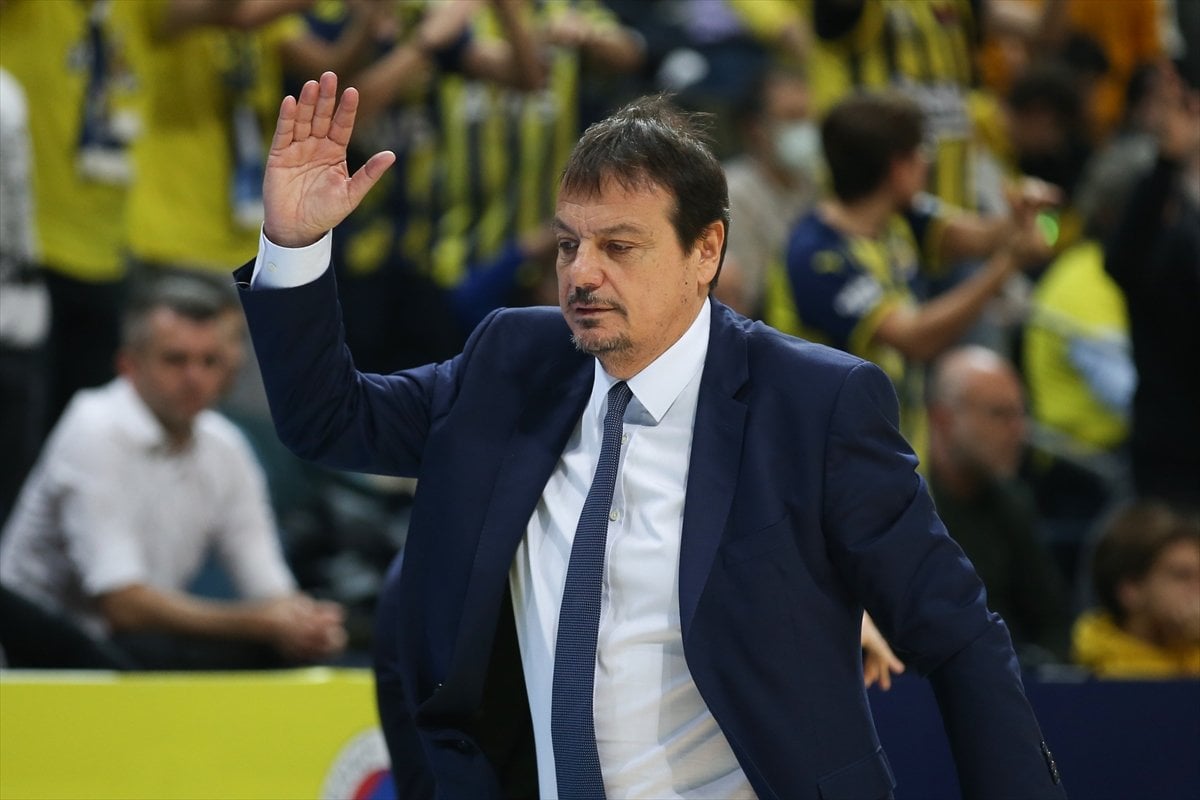 Fenerbahçe, Anadolu Efes karşısında uzatmada kazandı #4