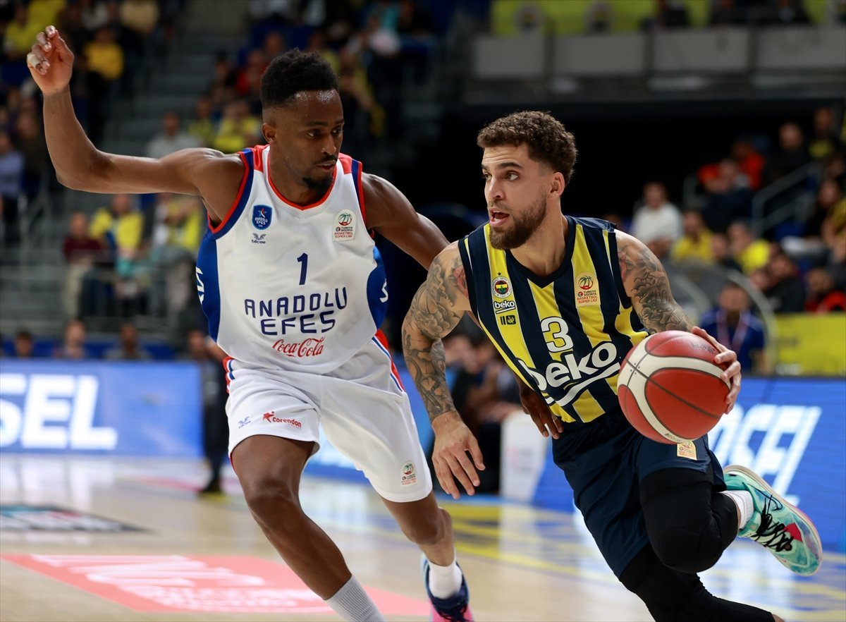Fenerbahçe, Anadolu Efes karşısında uzatmada kazandı #7