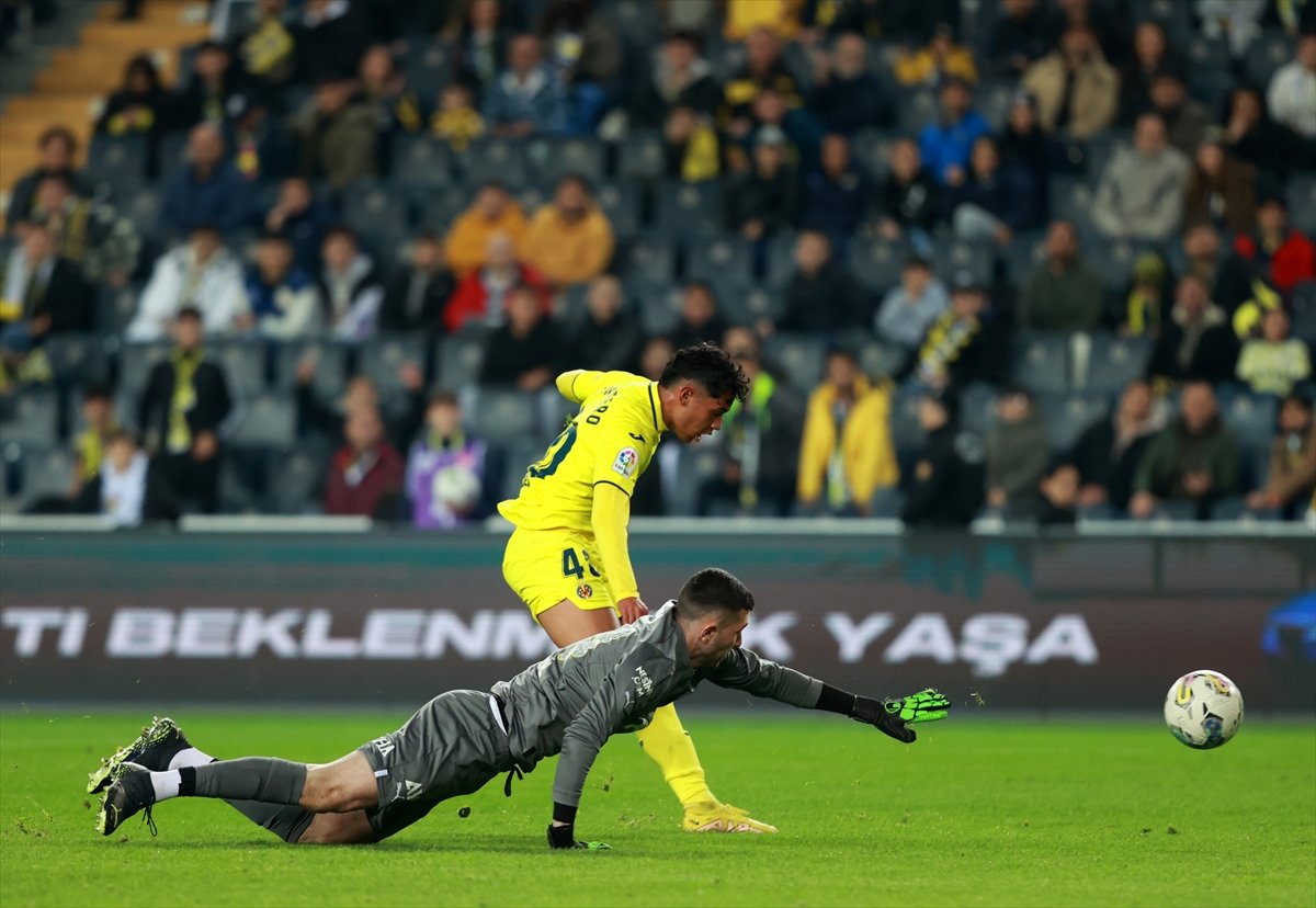 Fenerbahçe, Villarreal i iki golle geçti #3