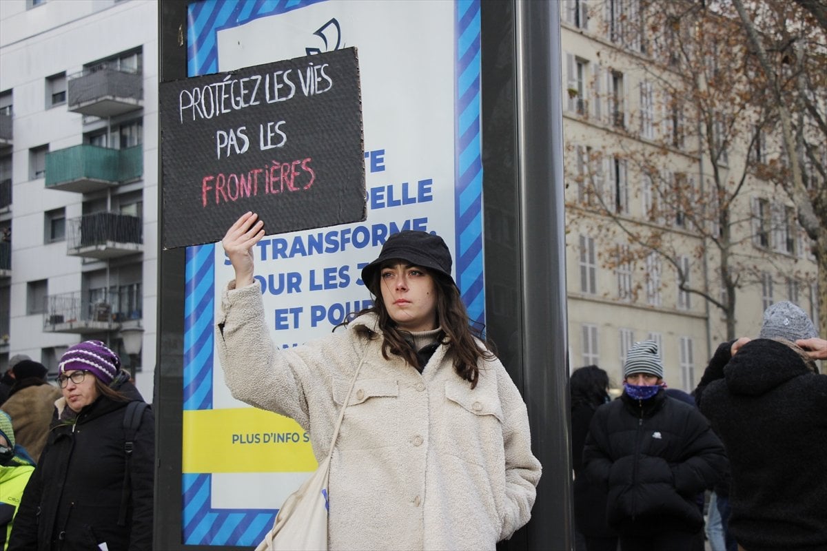 Fransa da hükümetin yeni göç yasa tasarısı protesto edildi #6