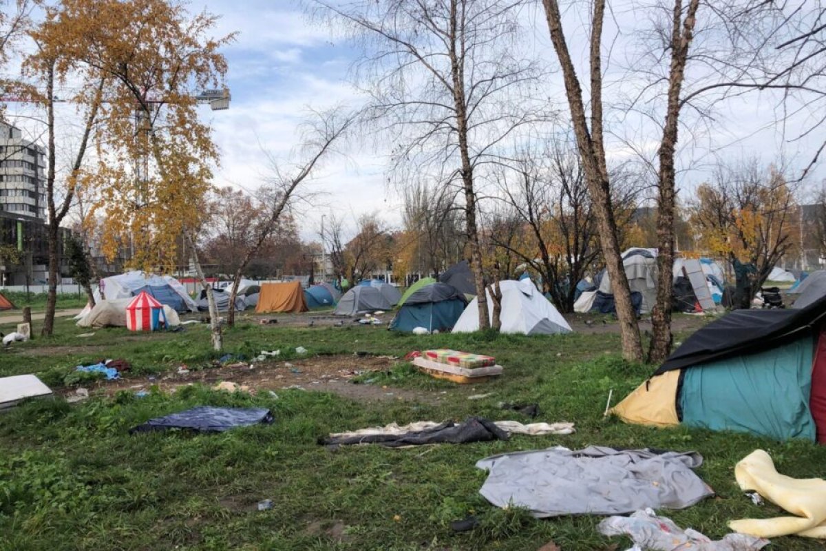 Fransa da göçmen kampı dağıtıldı #1