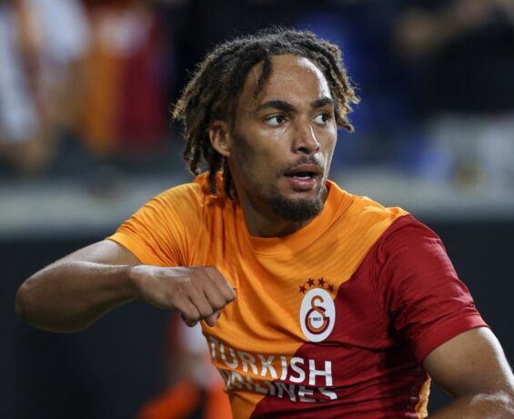 Galatasaray’da Sacha Boey’e 3 talip birden çıktı