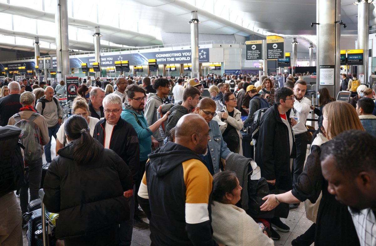 İngiltere de havalimanlarındaki sınır güvenliği greve hazırlanıyor #2