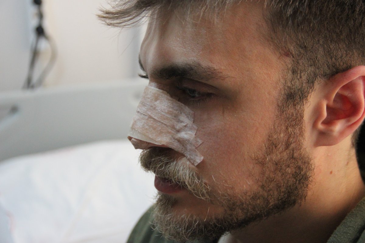 İzmir’de doktorun burnunu kıran şüpheli tutuklandı #1
