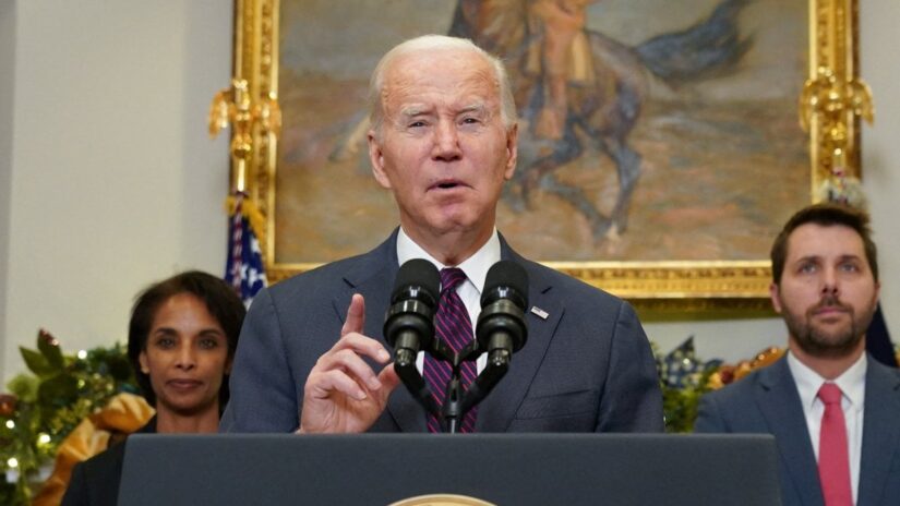 Joe Biden, eşcinsel konutlulukları korumu tasarısını imza attı
