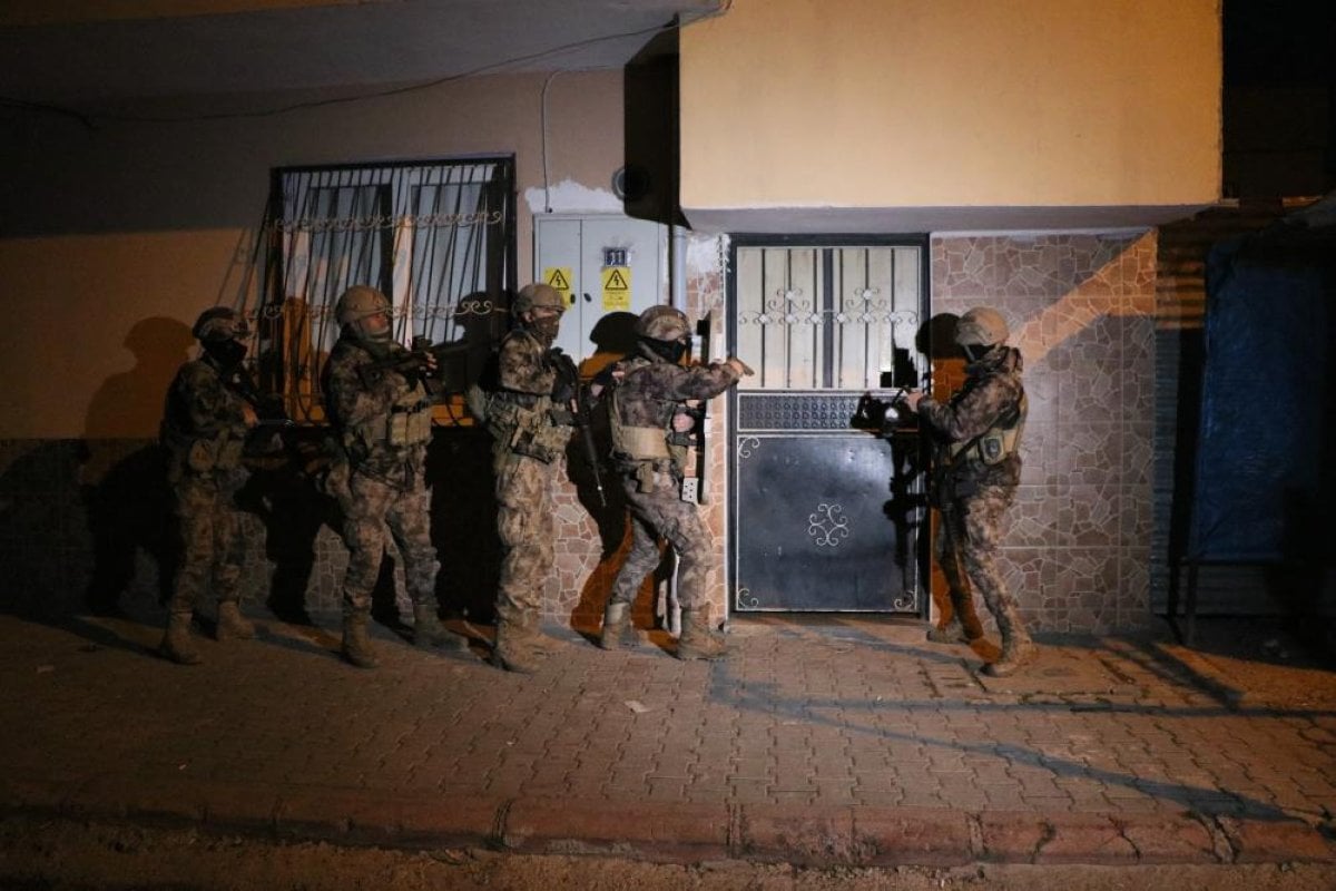 Mersin’de 300 polisle uyuşturucu operasyonu #1