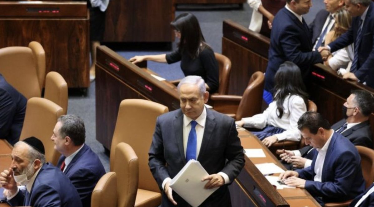 Netanyahu başbakanlığındaki yeni İsrail hükümeti meclisten güvenoyu aldı #1