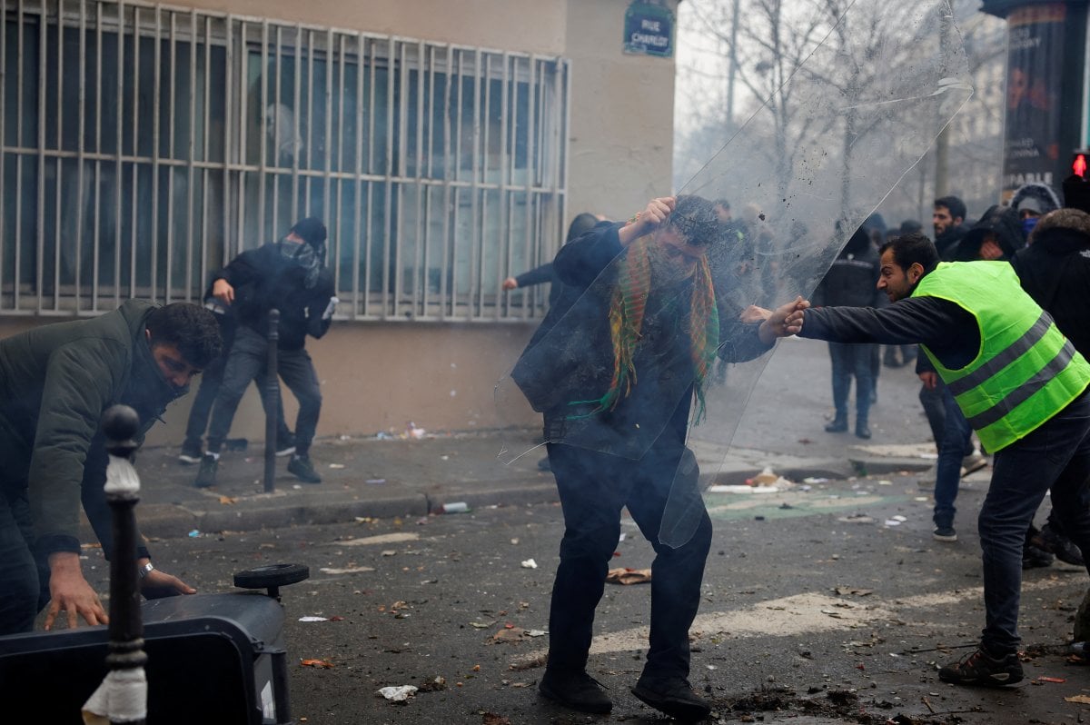 PKK yandaşları Paris’te büyük tahribata yol açtı #8