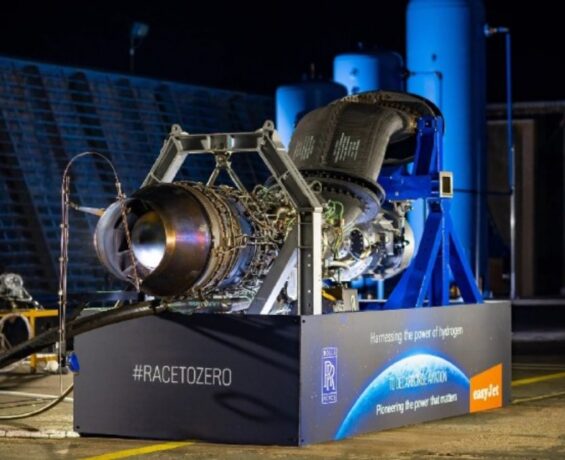 Rolls-Royce, dünyanın ilk hidrojen yakıtlı uçak motorunu test etti