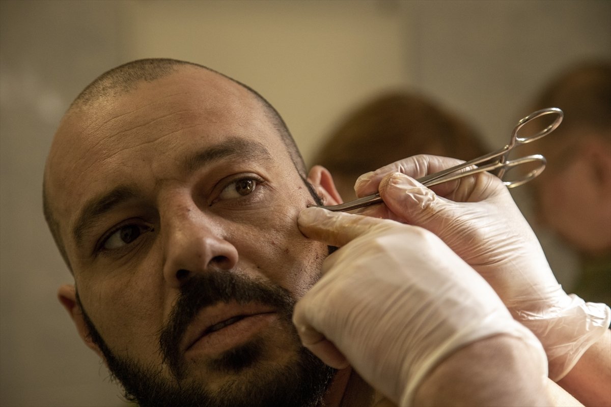 Savaşta yaralanan Ukraynalılar tedavi edildi #1