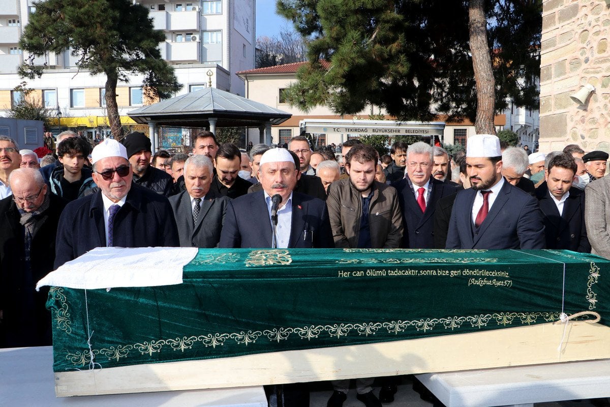 TBMM Başkanı Mustafa Şentop, kuzeninin cenaze namazını kıldırdı #3
