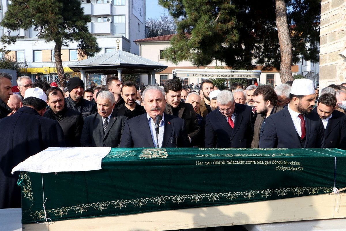 TBMM Başkanı Mustafa Şentop, kuzeninin cenaze namazını kıldırdı #5