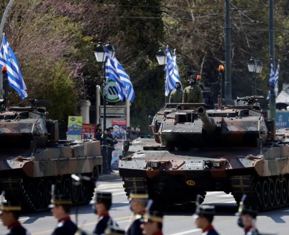Yunanistan, İsrail’den silah tedarikini erteleme kararı aldı