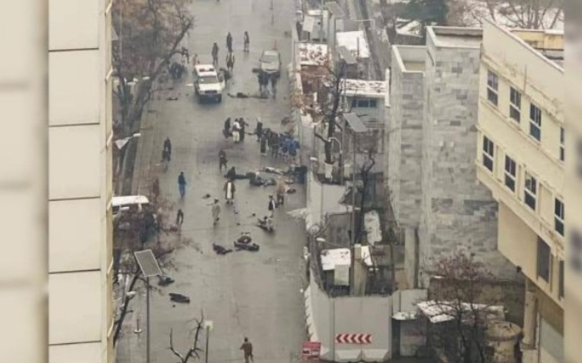Afganistan Kabil de bombalı saldırı #1