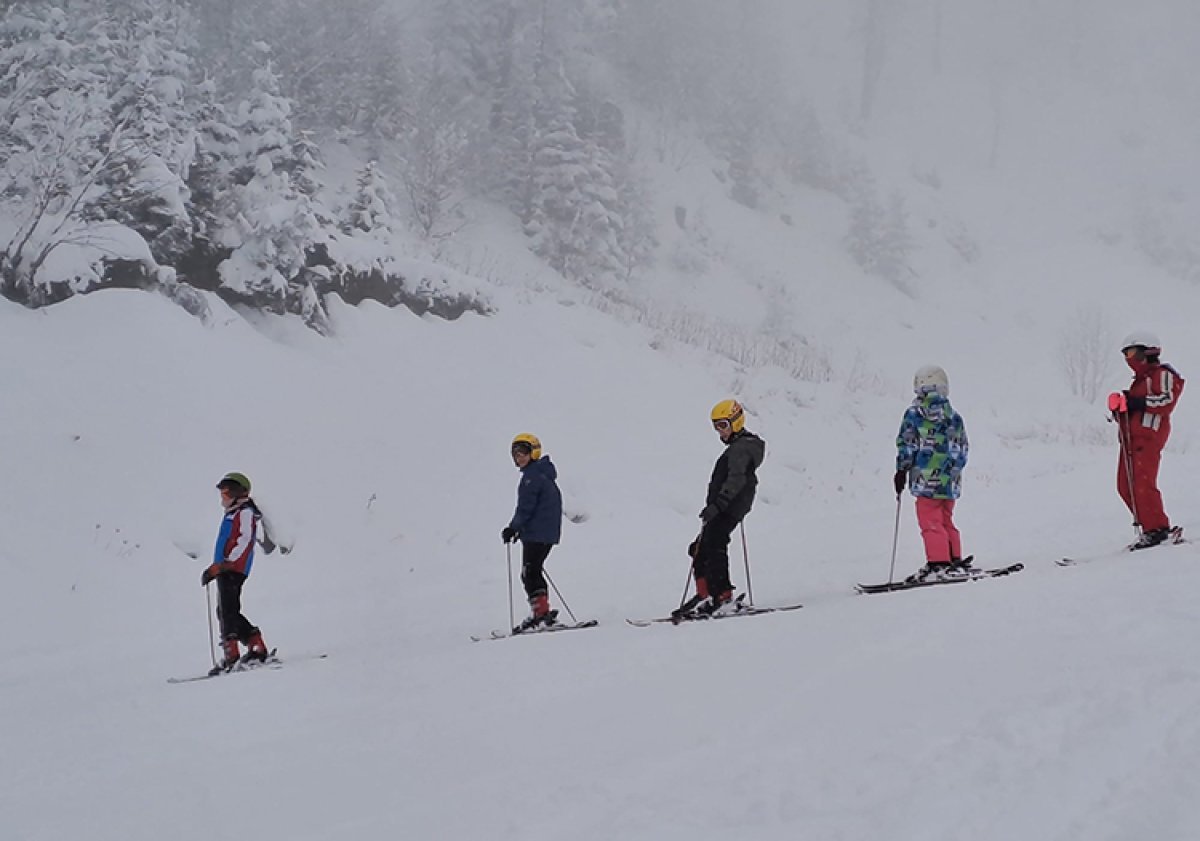 Atabarı Kayak Merkezi sezonun ilk ziyaretçilerini ağırladı #4