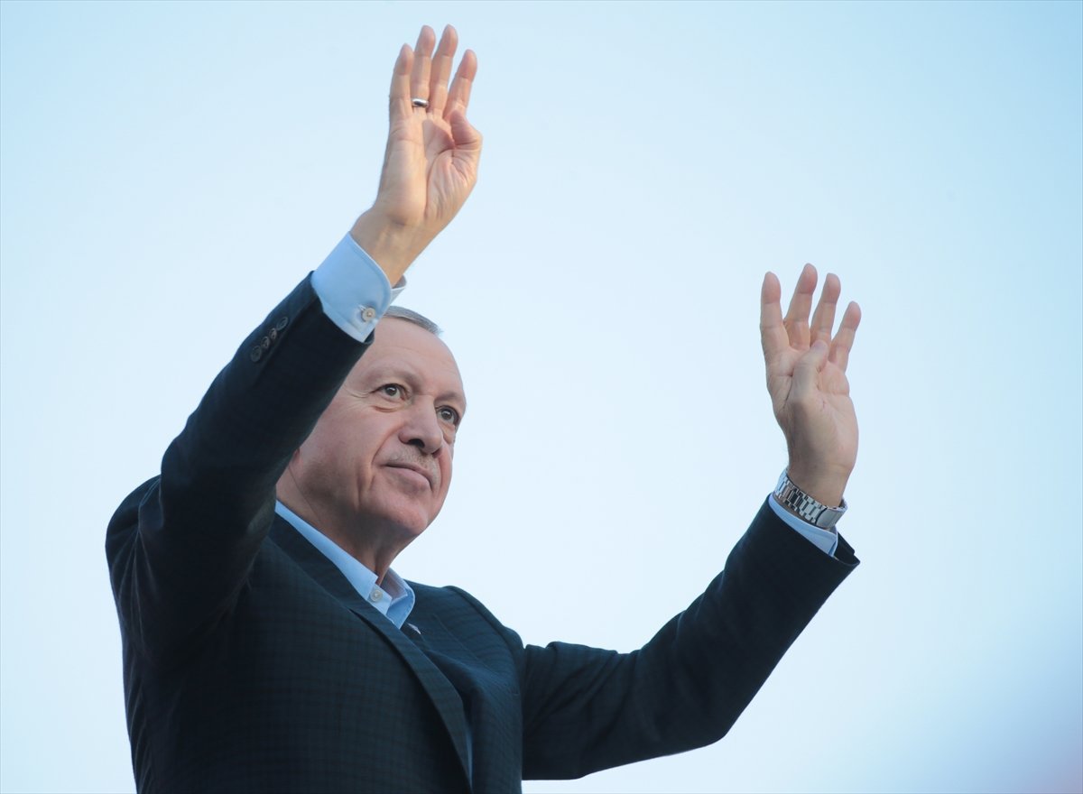 Cumhurbaşkanı Erdoğan, Kumluca da vatandaşlara hitap etti #1