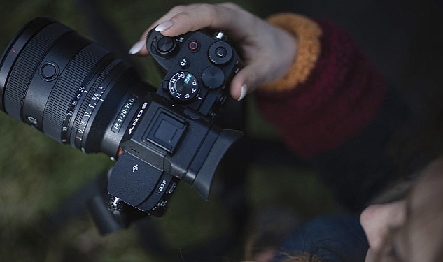 Sony, Yeni Ultra Geniş Açılı Lensi FE 20-70mm F4 G ile Standart Zum Lens Tanımını Yine Yazıyor