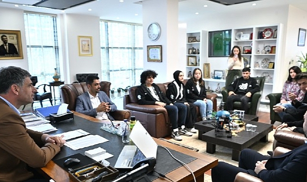 Kartepe Belediye Başkanı Av.M.Mustafa Kocaman'ın desteğiyle Bursa'da düzenlenen “Teknofest 2023 İHA Serbest Görev Yarışması”na katılan Kartepeli gençler performans ödülü kazandılar